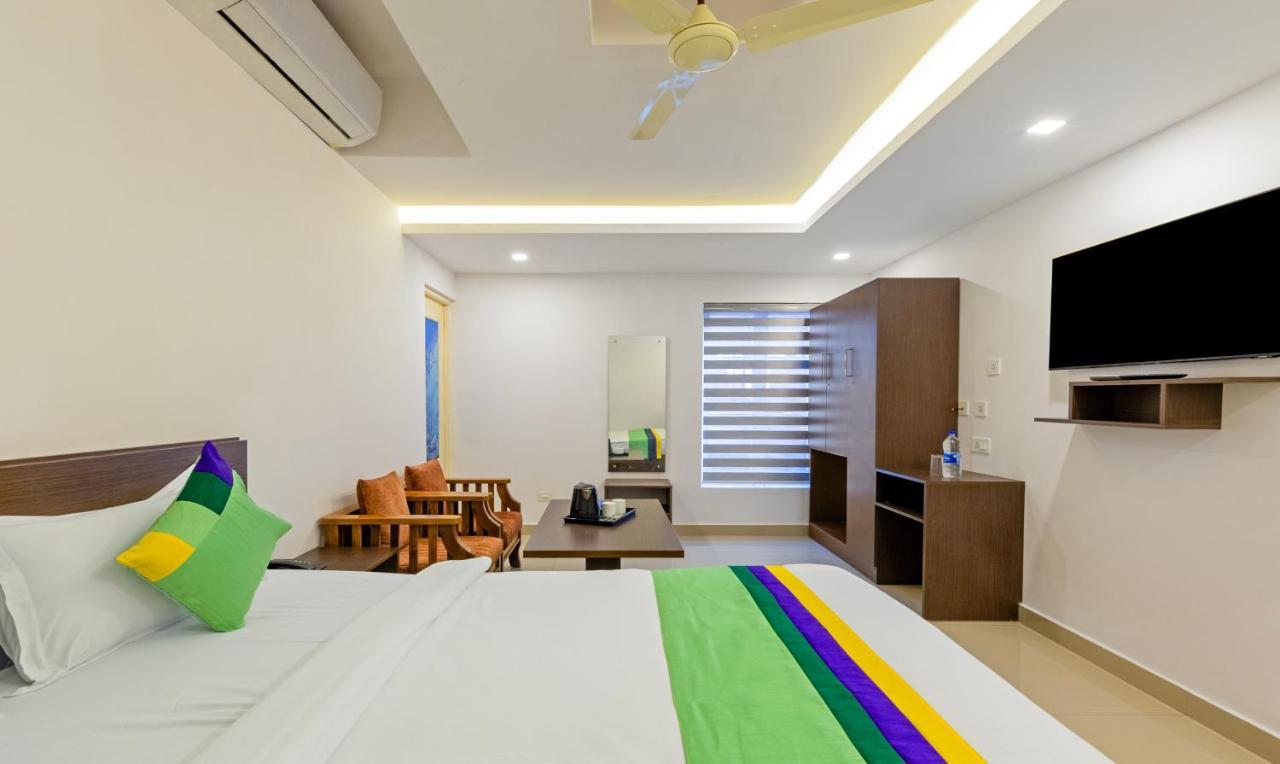 Treebo Trend Airport Avenue Plaza Cochin Airport Hotel Kochi Екстериор снимка
