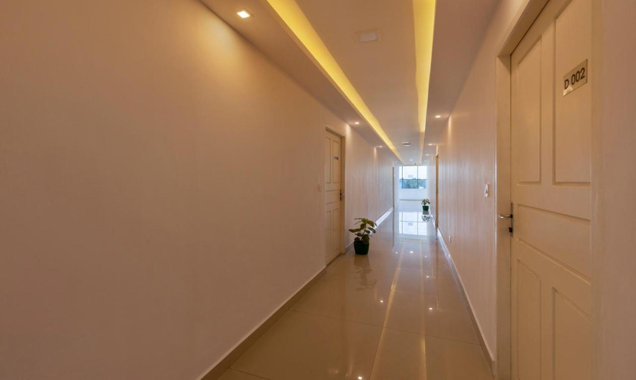 Treebo Trend Airport Avenue Plaza Cochin Airport Hotel Kochi Екстериор снимка